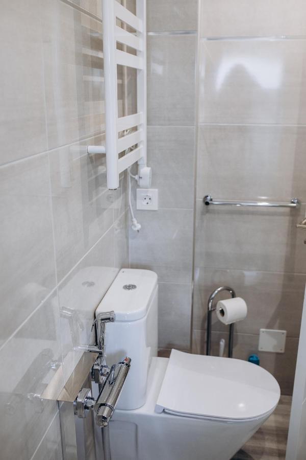 Apartamento Dolce Vita Салоу Екстериор снимка